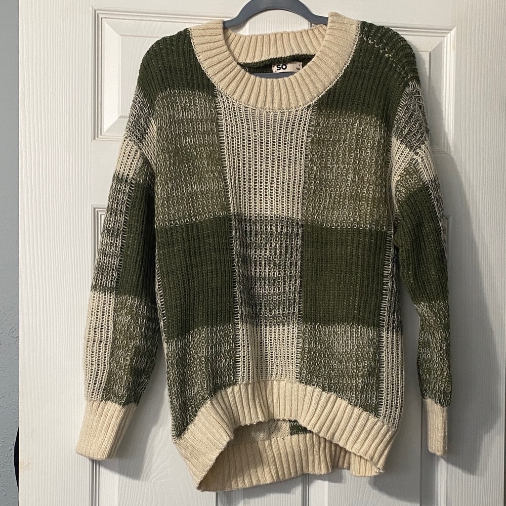 SO Women's Olive and Cream Plaid Sweater